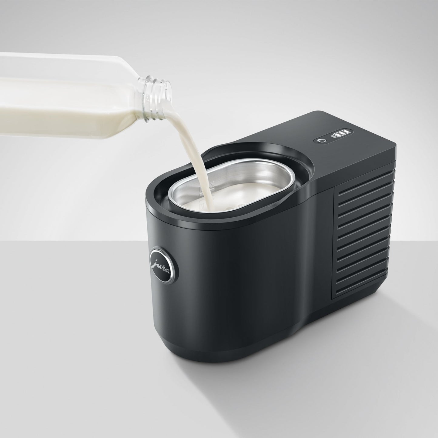JURA Cool Control 0.6L - Black