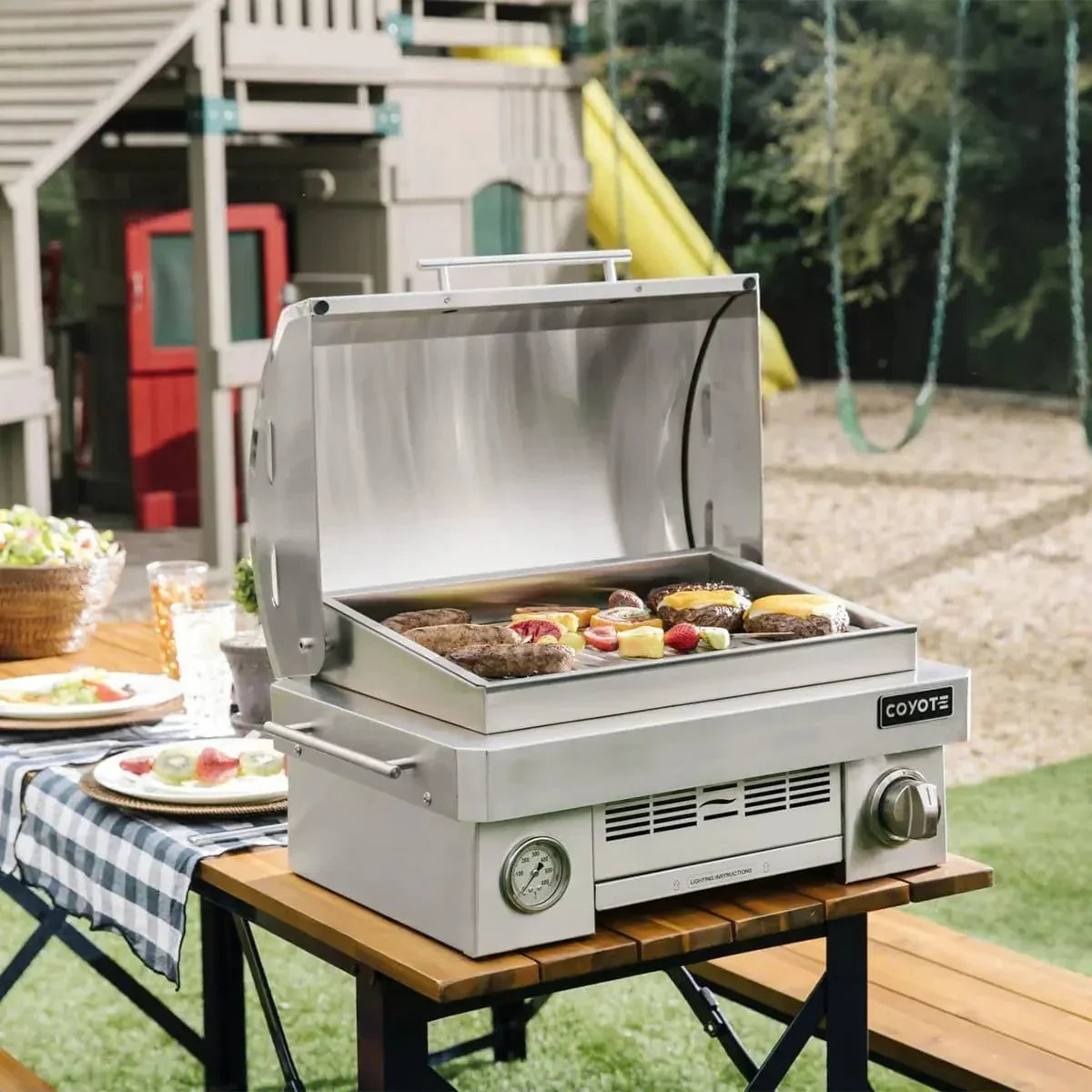 Coyote Portable Grill; Infinity burner up to 20,000 btu; LP Gas ONLY