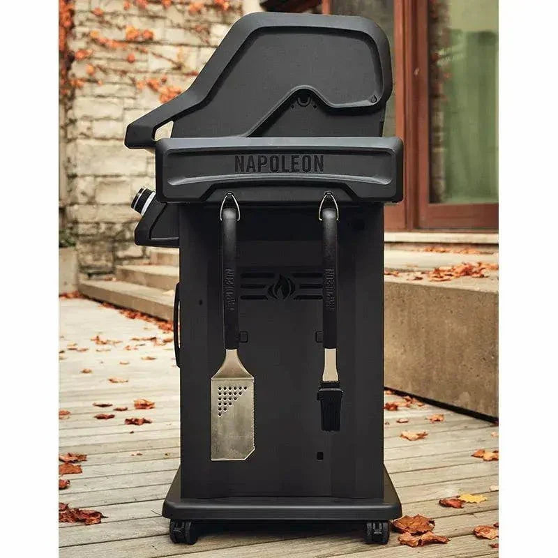 Napoleon Grills Phantom Rogue 425 RSIB Gas BBQ Grill