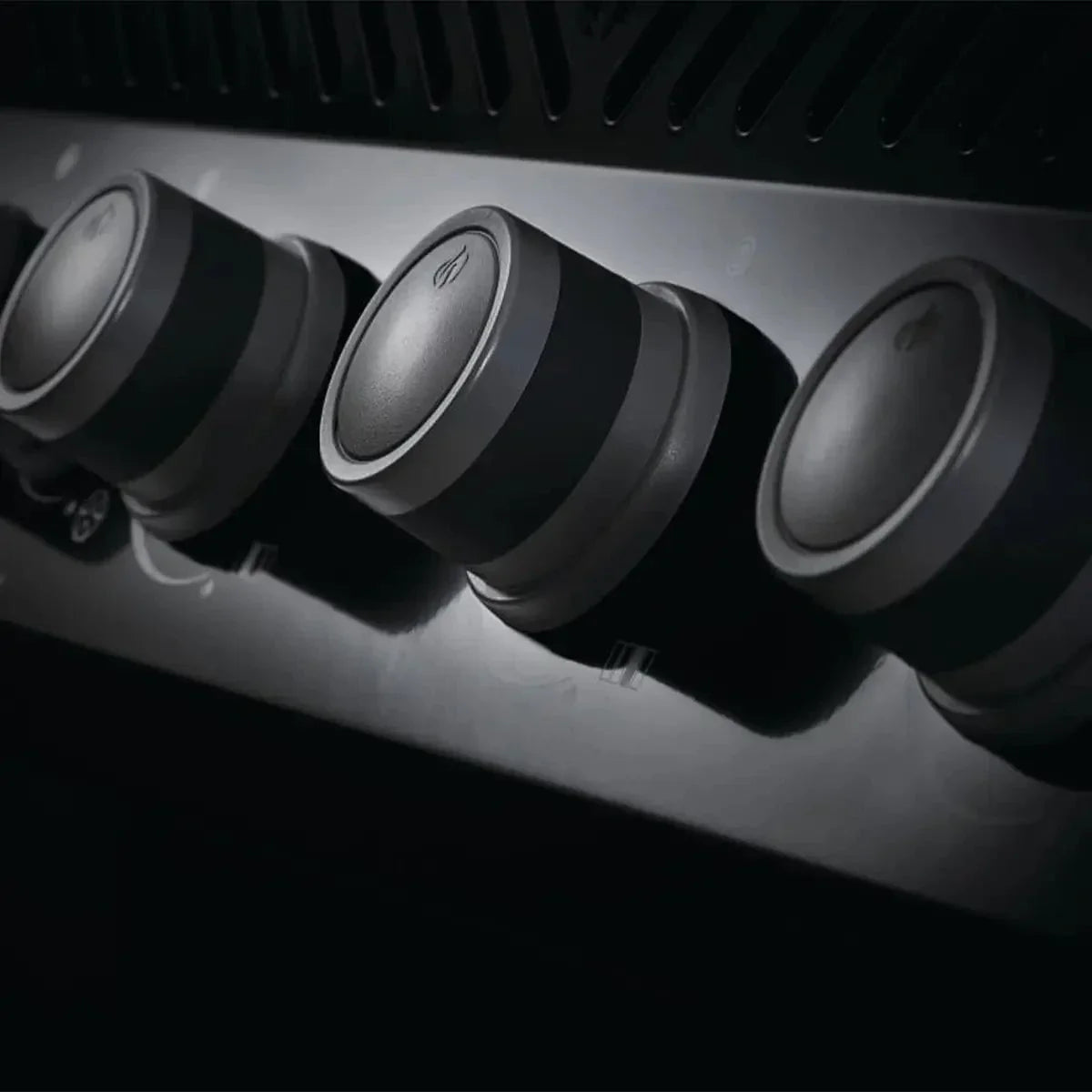 Napoleon Rogue 425 Gas BBQ Grill