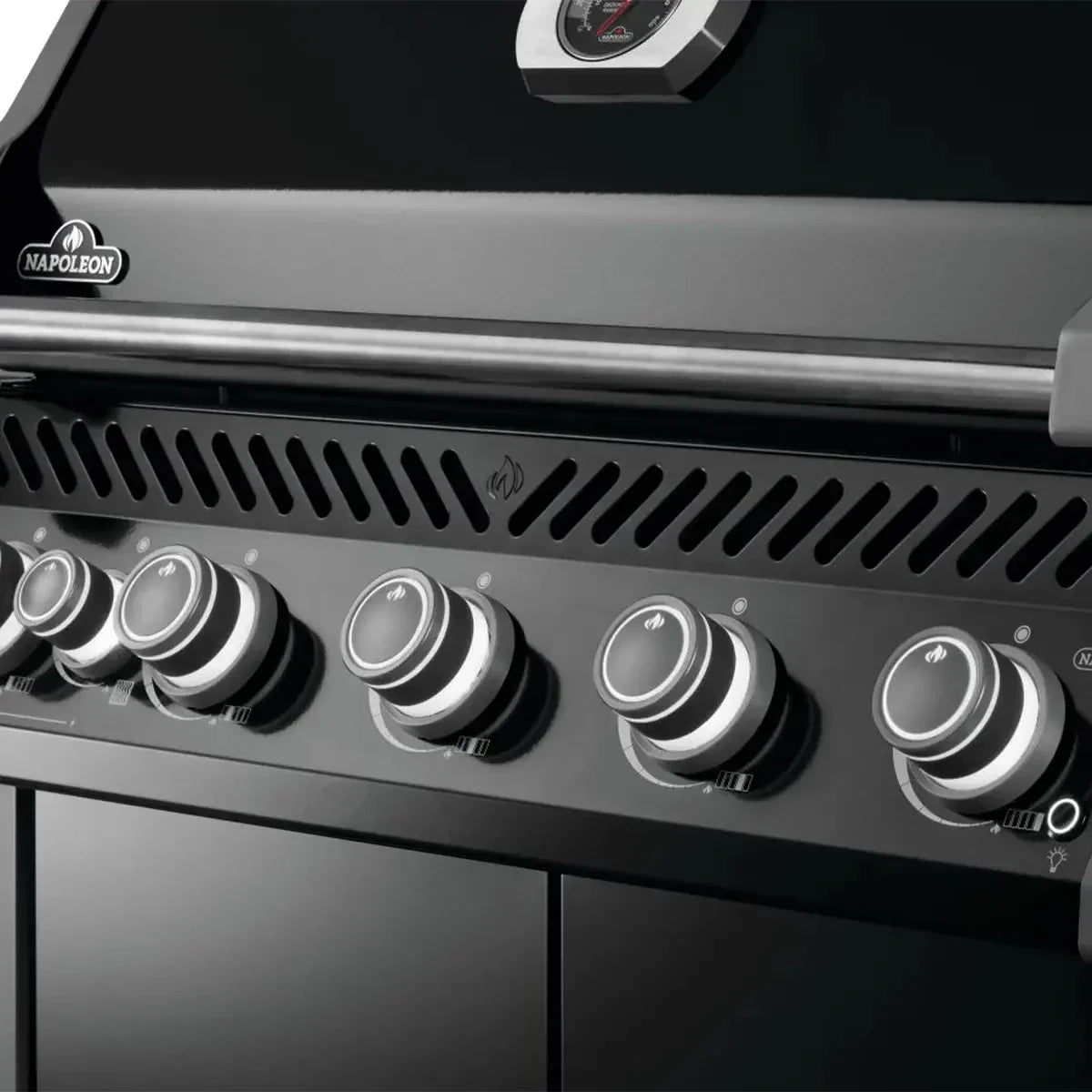 Napoleon Rogue PRO 625 Gas BBQ Grill with Infrared Side Burner